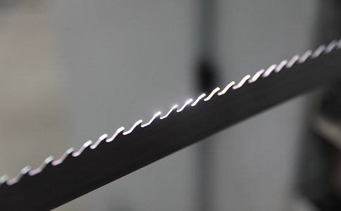 昌吉双金属带锯条产生切削噪音的原因具体有哪些？